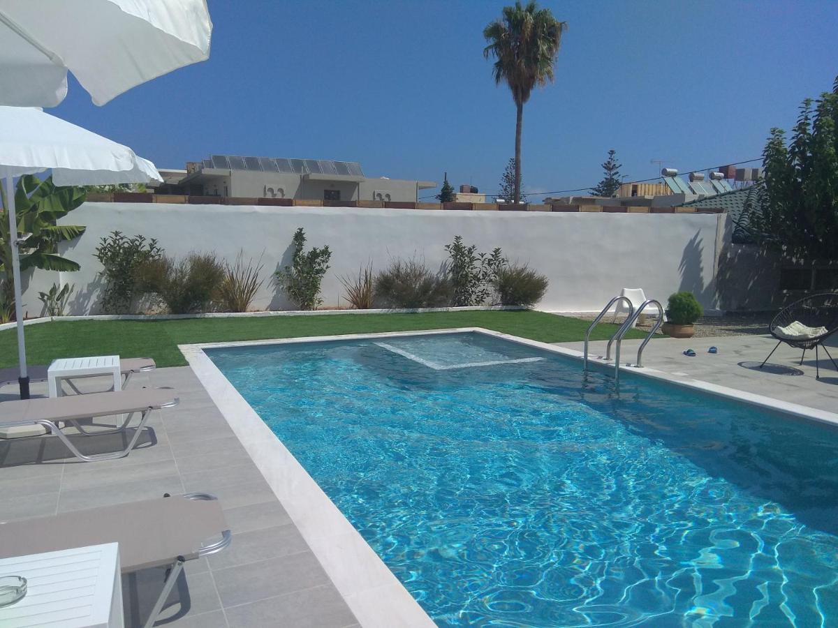 Raisakis Apartments Agia Marina Exterior foto